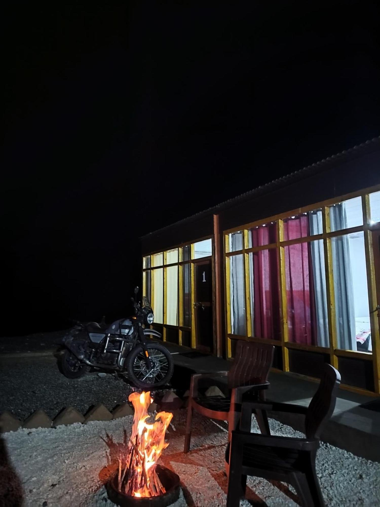 Ibex Spangri Cottage Lukung Esterno foto